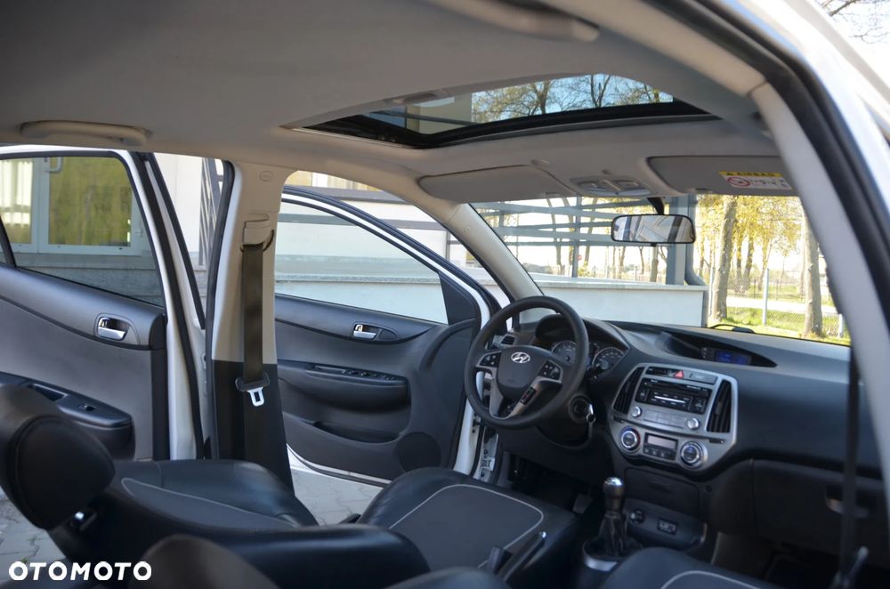 Hyundai i20 - 36