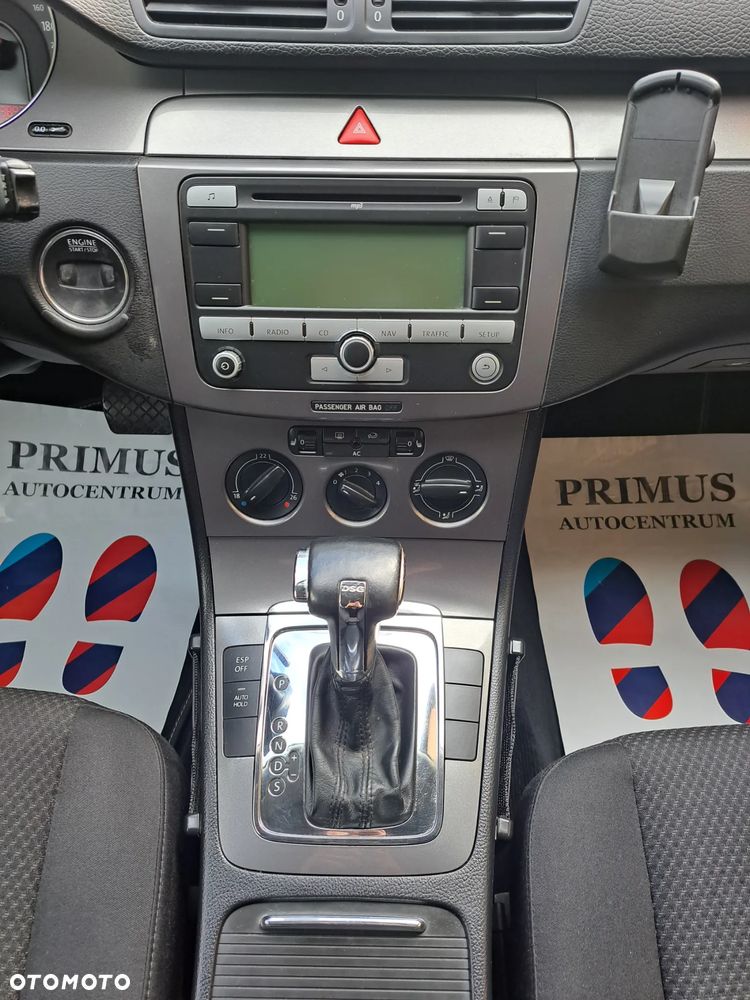 Volkswagen Passat - 10