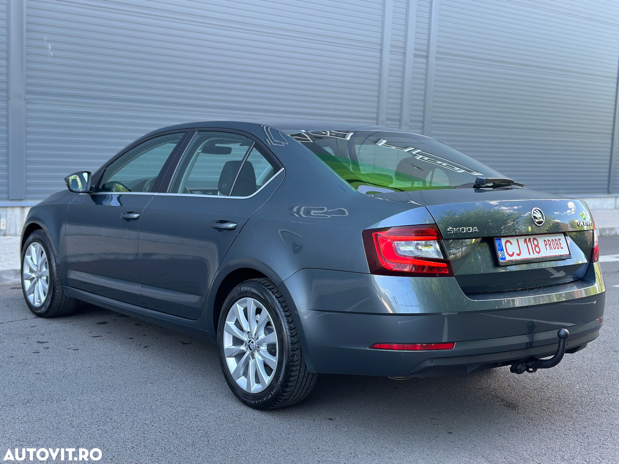 Skoda Octavia 2.0 TDI DSG Style - 22
