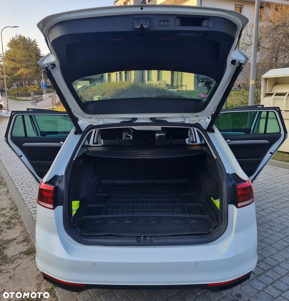 Volkswagen Passat 2.0 TSI Business DSG - 15
