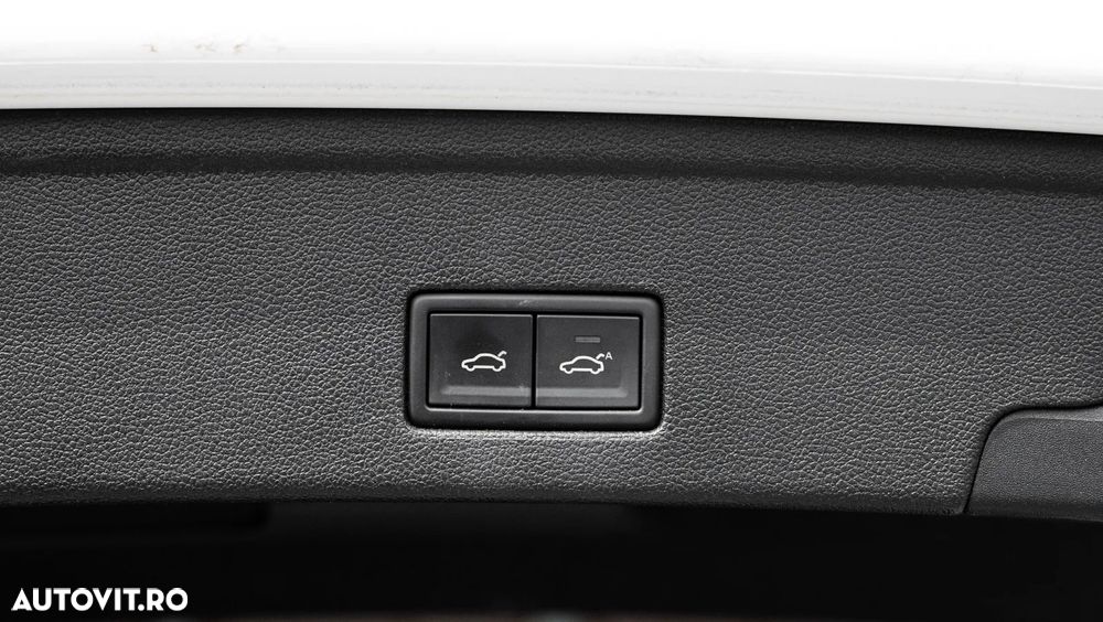 Volkswagen Touareg - 38