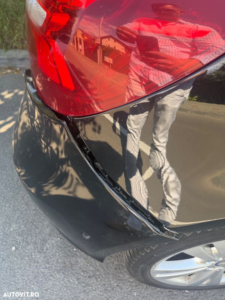 Mercedes-Benz A 200 d 4Matic Aut. - 6