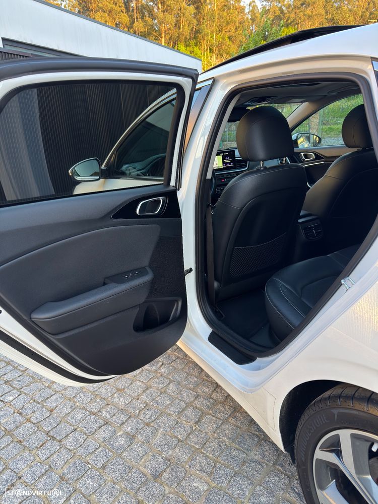 Kia Ceed 1.4 T-GDI TX+SRF 7DCT - 41