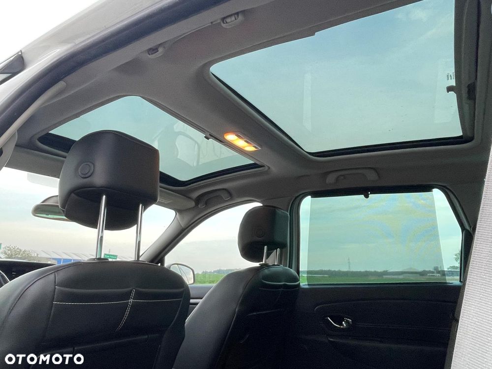 Renault Scenic Energy dCi 110 S&S Bose Edition - 17