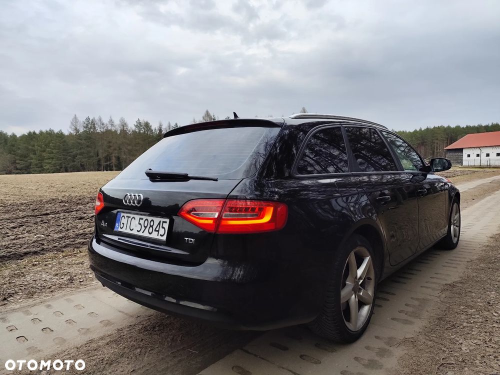 Audi A4 Avant 2.0 TDI S tronic - 4