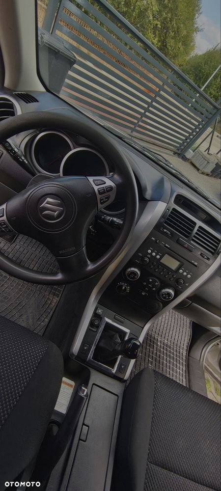 Suzuki Grand Vitara - 6