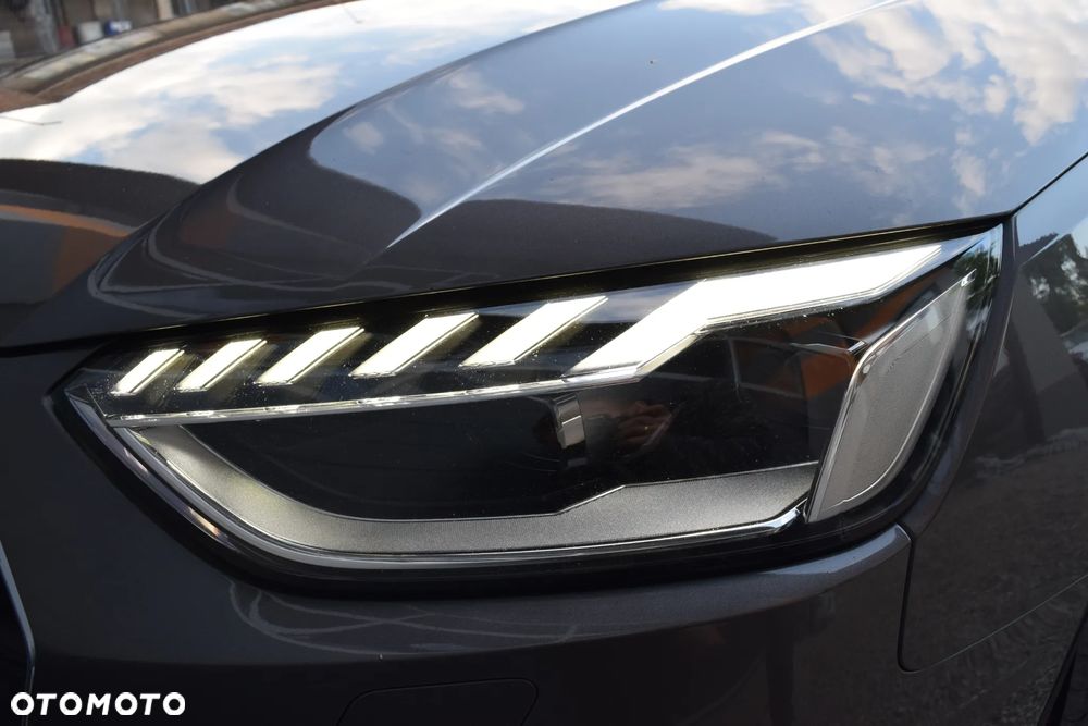 Audi A4 Avant 40 TDI quattro S tronic advanced - 40