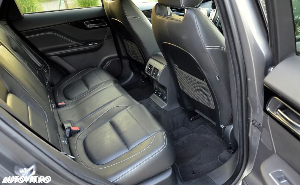 Jaguar F-Pace 20d AWD Aut. R-Sport - 26