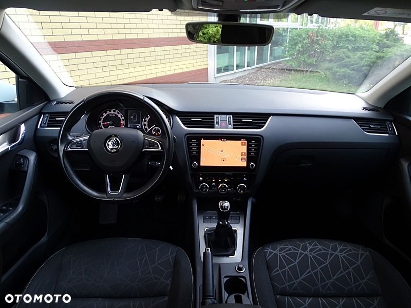 Skoda Octavia 2.0 TDI Clever - 6