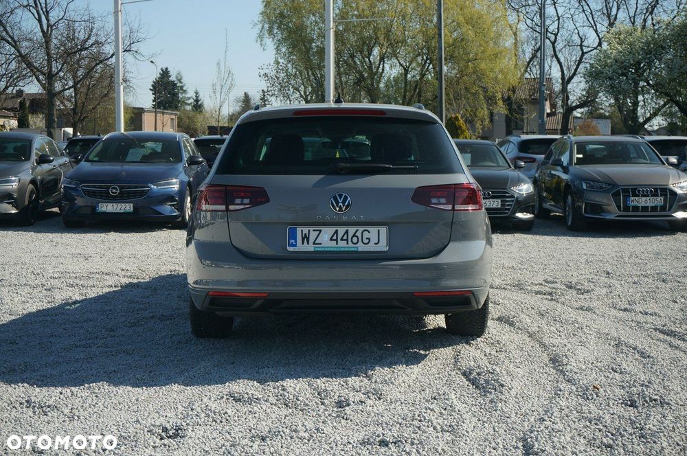 Volkswagen Passat Variant 1.5 TSI EVO Business DSG - 9