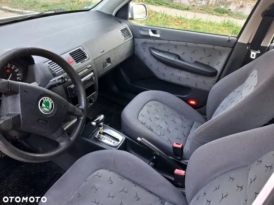Skoda Fabia 2003 photo 5