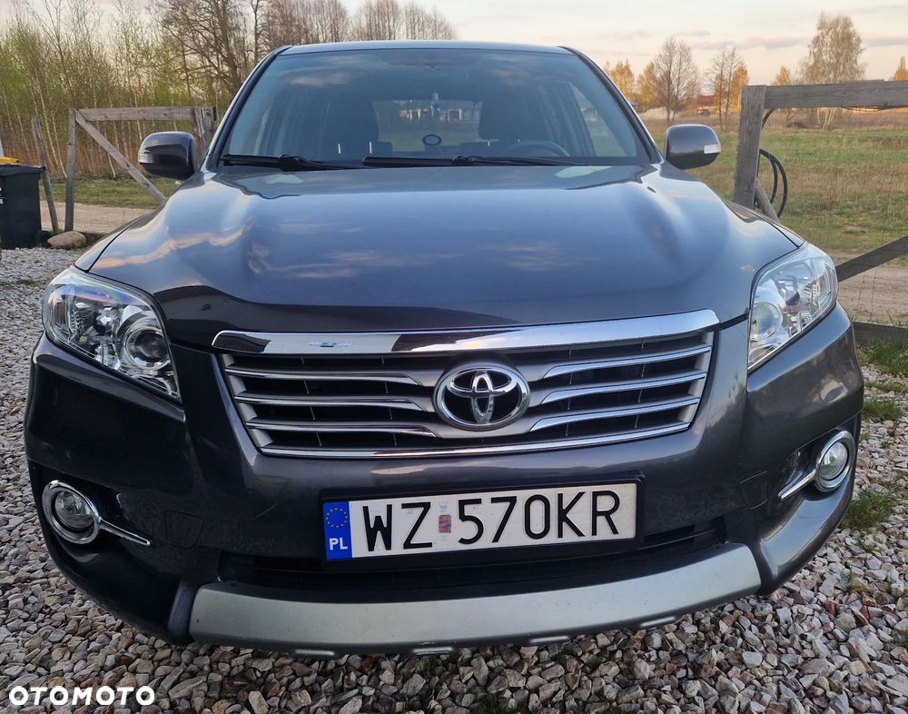 Toyota RAV4 2.2 D-4D 4x4 Automatik Executive - 1