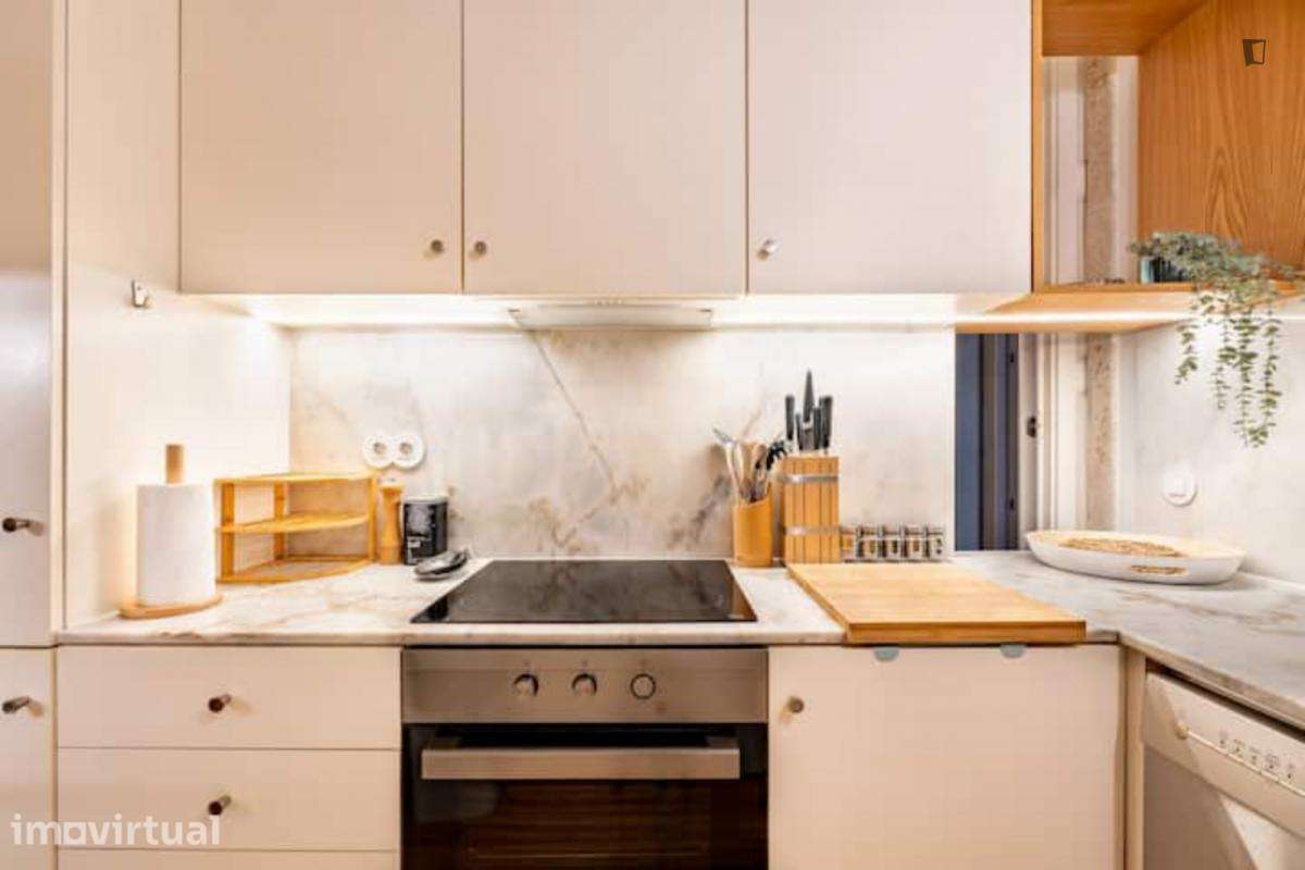 Apartamento com 1 quartos - localizado em Sé Porto - Grande imagem: 4/31
