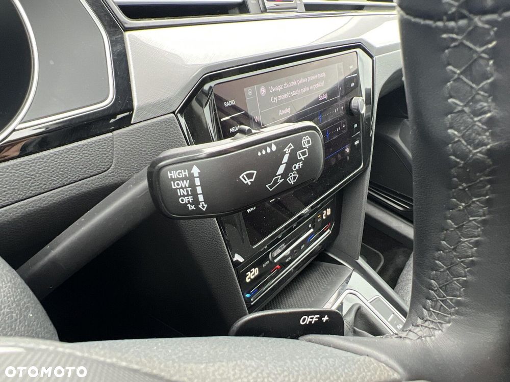 Volkswagen Passat - 18