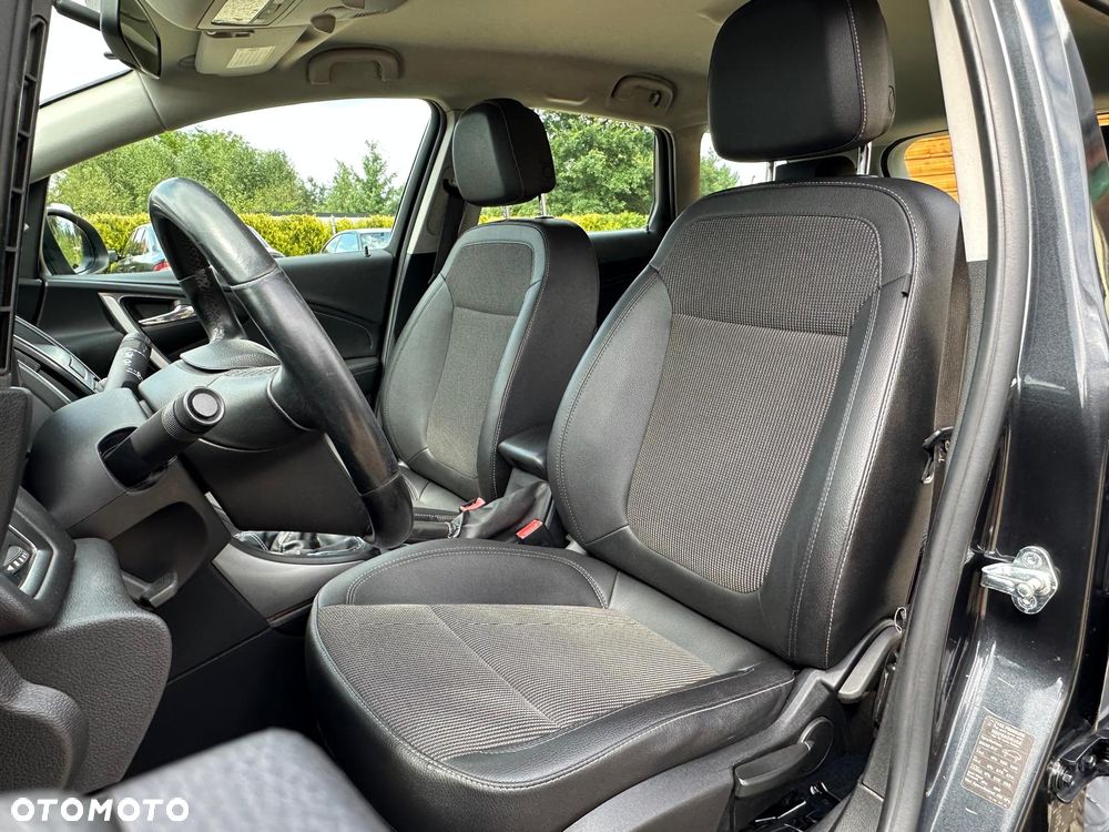 Opel Astra 1.7 CDTI Cosmo - 14