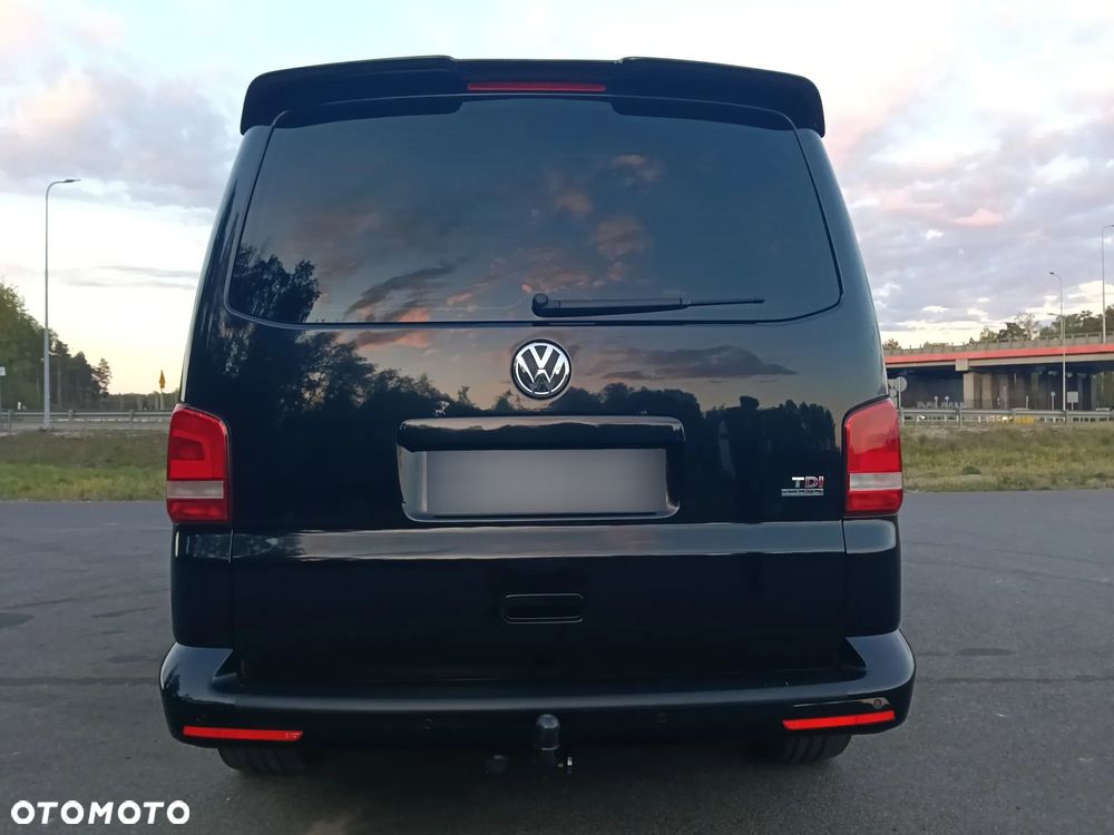 Volkswagen Multivan - 14