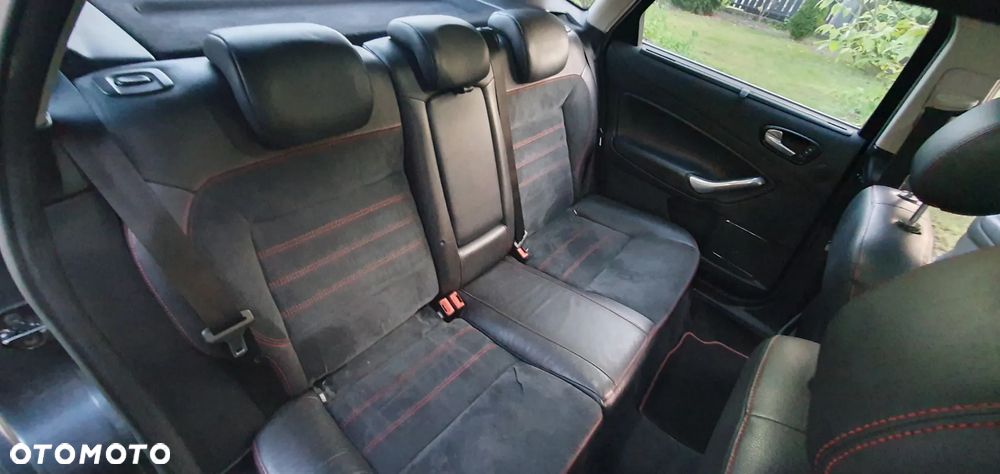 Ford Mondeo 2.5 Titanium S - 24