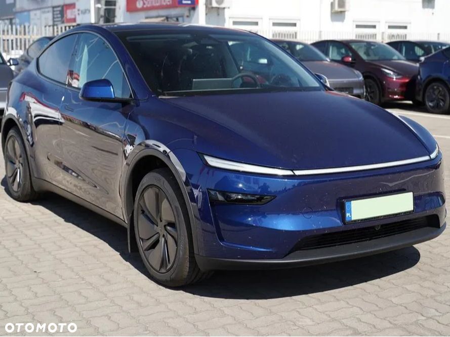 Tesla Model Y 79kWh Long Range Premium RWD - 4