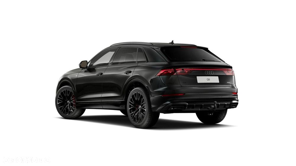 Audi Q8 - 6