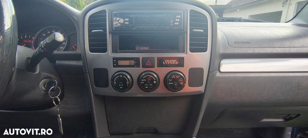 Suzuki Grand Vitara 1.6 A/C - 10