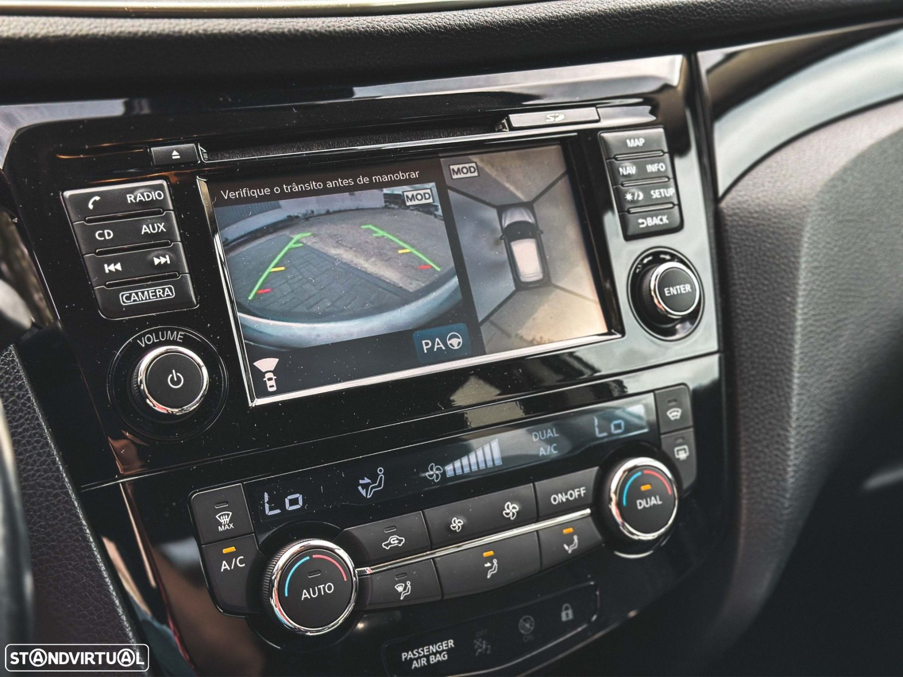 Nissan Qashqai 1.5 dCi N-Connecta - 23