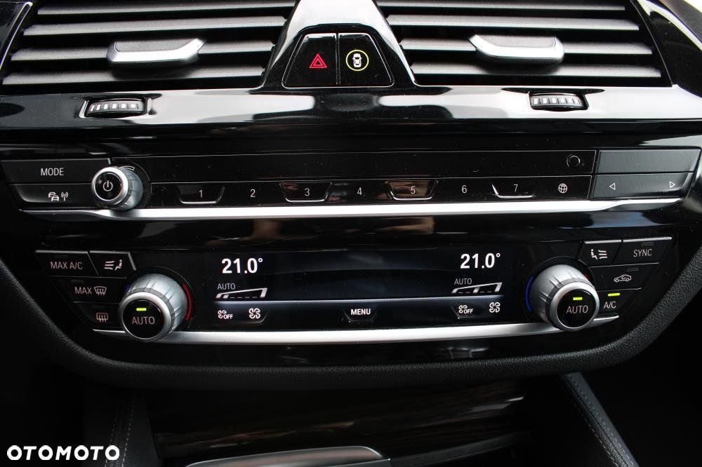 BMW Seria 5 - 25