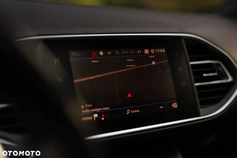 Peugeot 308 BlueHDi FAP 180 EAT8 Stop & Start GT - 12