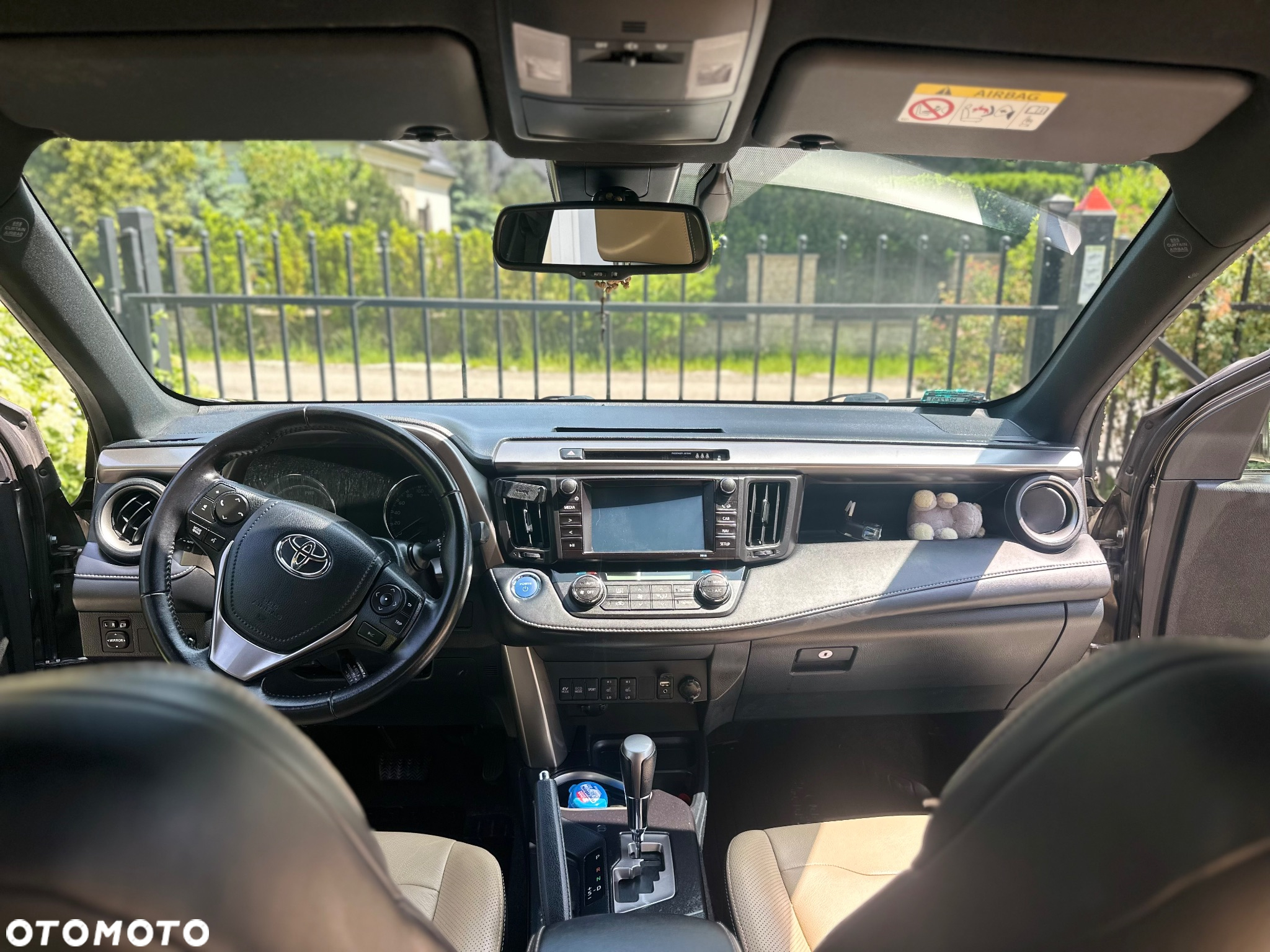 Toyota RAV4 Hybrid Premium 4x4 - 17