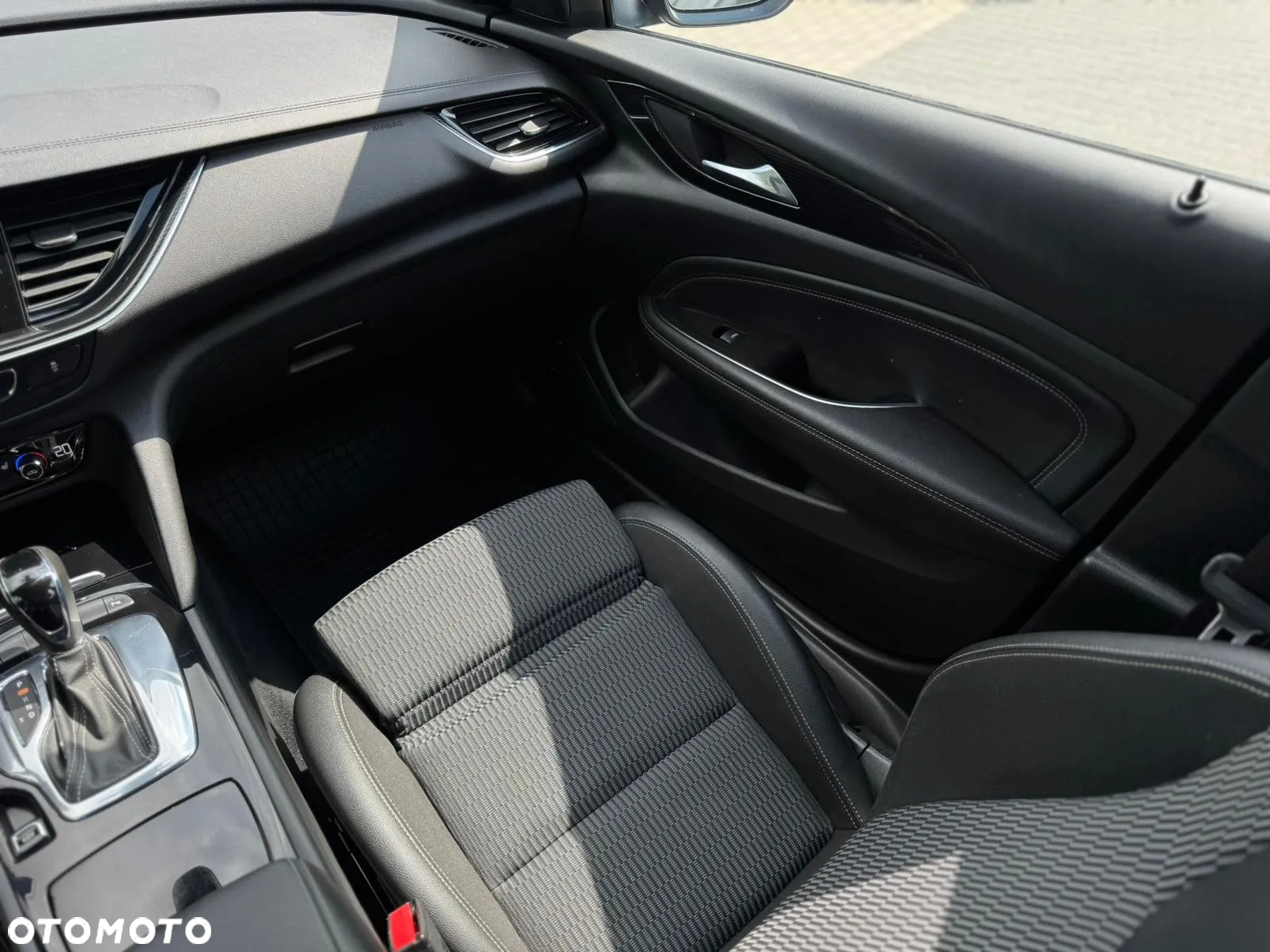 Opel Insignia 2.0 CDTI Innovation S&S - 14