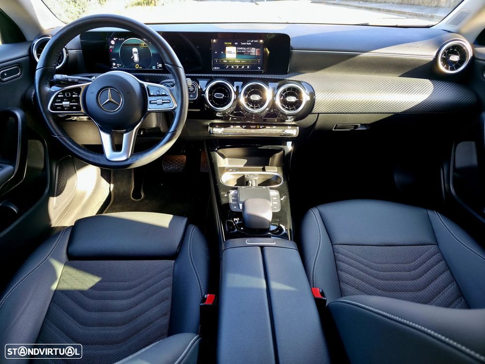 Mercedes-Benz CLA 200 - 2