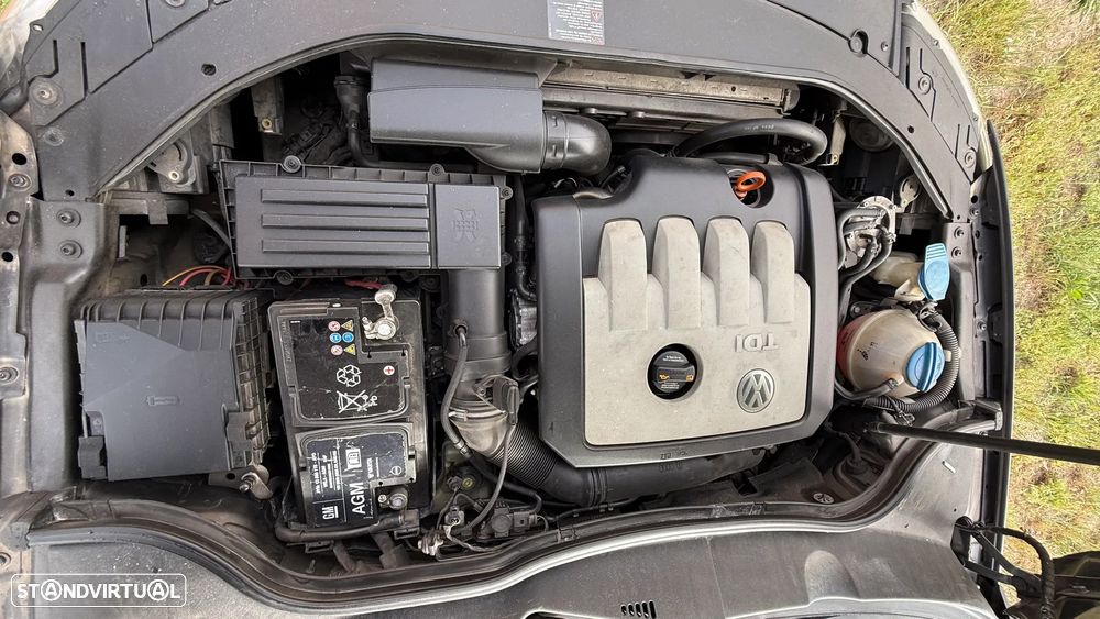 VW Passat 2.0 TDI Confortline DSG - 31