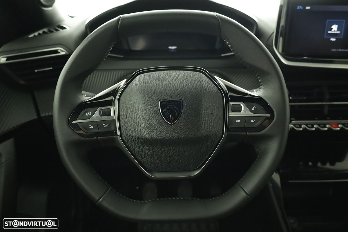 Peugeot 2008 1.2 PureTech Allure - 16