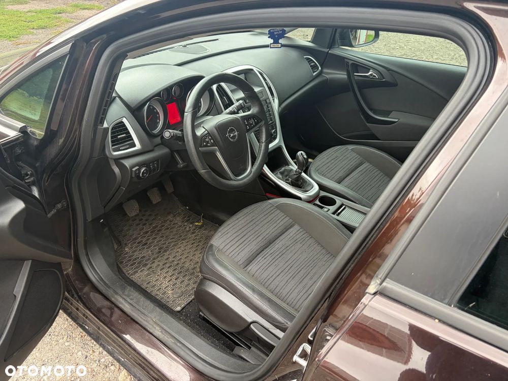 Opel Astra 1.4 T Cosmo S&S - 9