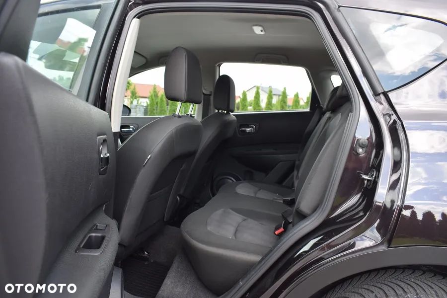 Nissan Qashqai 2.0 visia - 7
