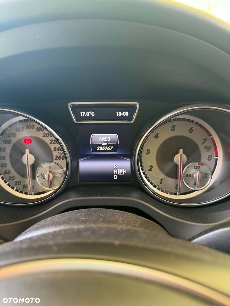 Mercedes-Benz CLA 200 7G-DCT - 15