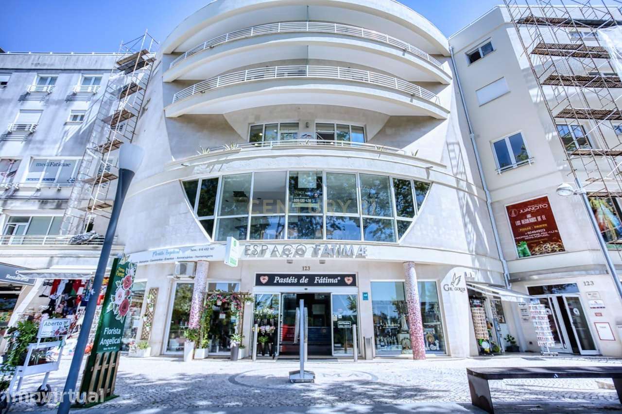 Oferta Imperdível: Descubra os Tesouros de Fátima em 21 lojas! - Grande imagem: 2/47