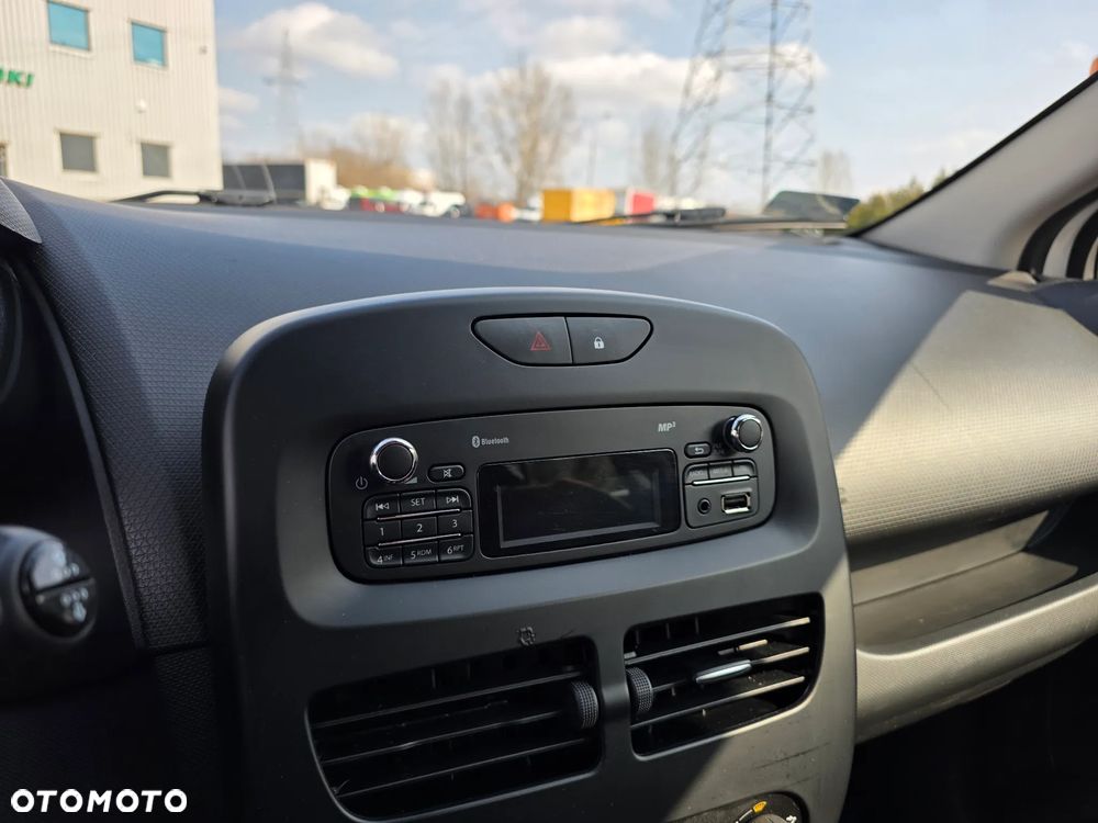 Renault Clio 1.5 dCi Energy Alize - 17