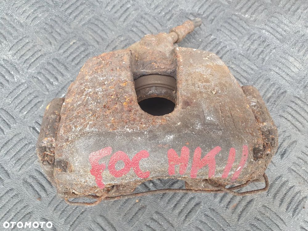 ZACISK FORD FOCUS MK2 PRZÓD PRZEDNI LEWY - 1