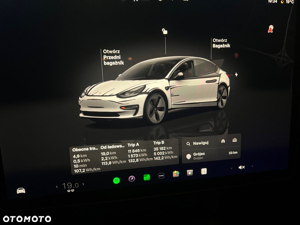 Tesla Model 3 Standard Reichweite Plus Hinterradantrieb - 19