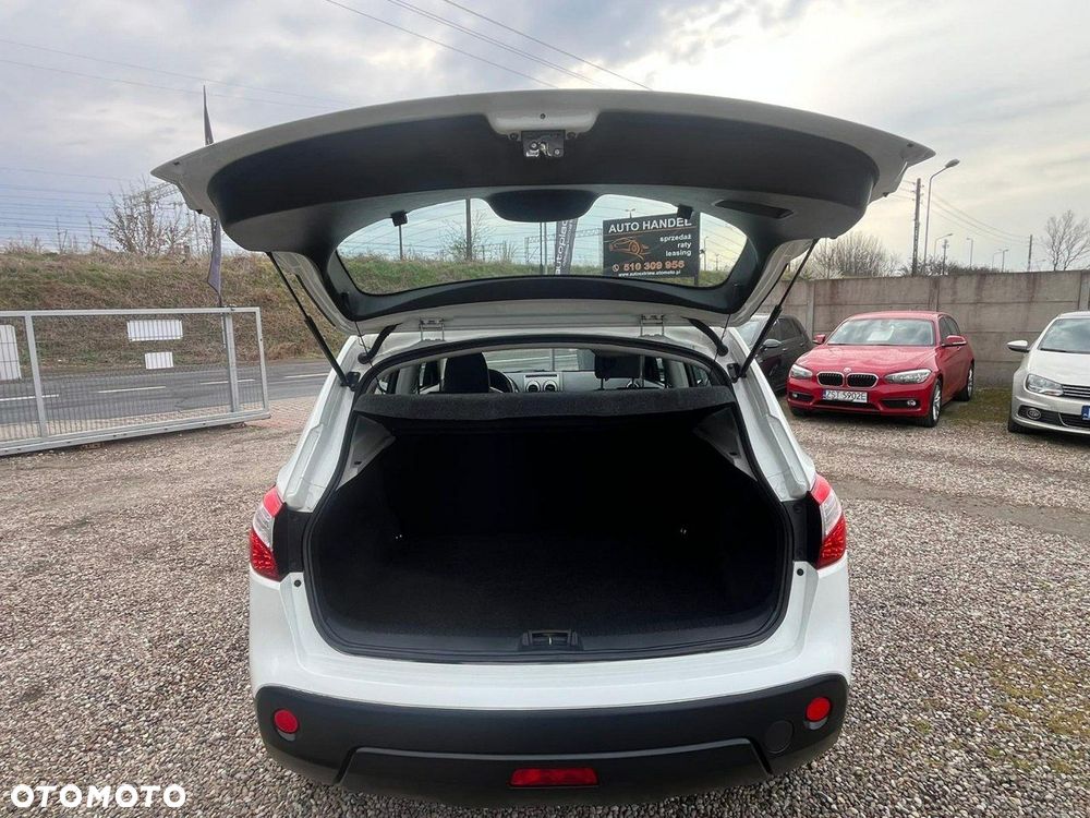 Nissan Qashqai 1.6 visia - 20