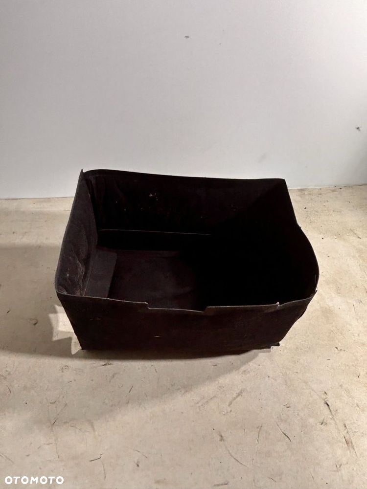 OSŁONA TERMICZNA AKUMULATORA SKODA VW GOLF Audi A3 8V 0V4 5Q0 915 411 H - 3