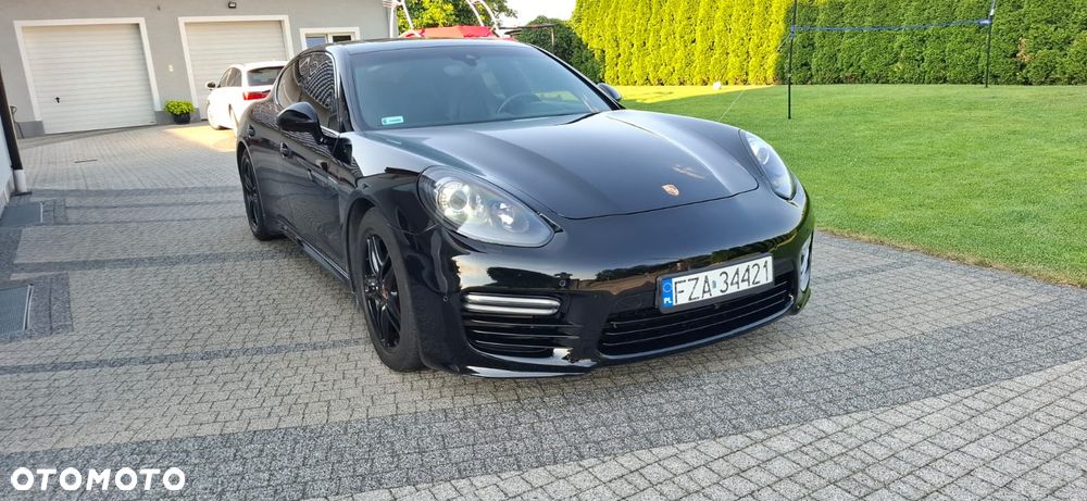 Porsche Panamera - 2