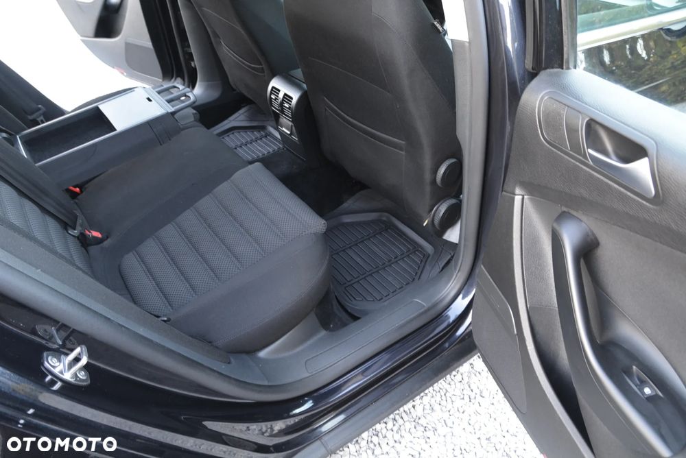 Volkswagen Passat 1.8 TSI Exclusive - 26