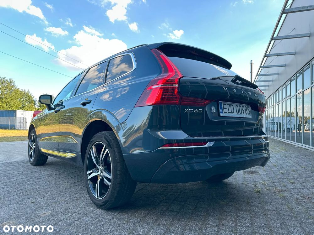 Volvo XC 60 B5 B AWD Geartronic Momentum Pro - 12