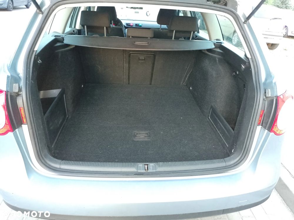 Volkswagen Passat 2.0 FSI Comfortline Tiptr - 14