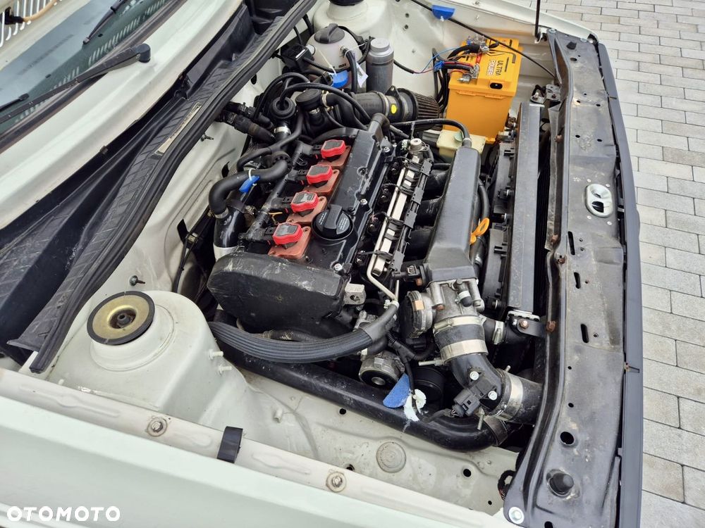 Volkswagen Golf 1.8 (C) - 21