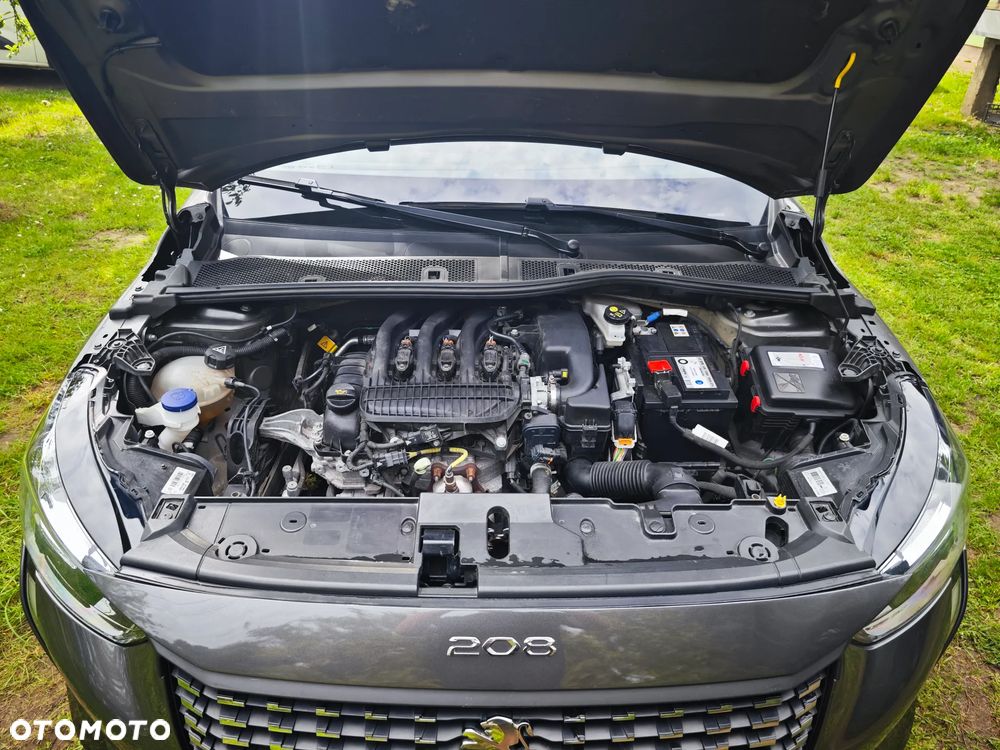 Peugeot 208 - 21