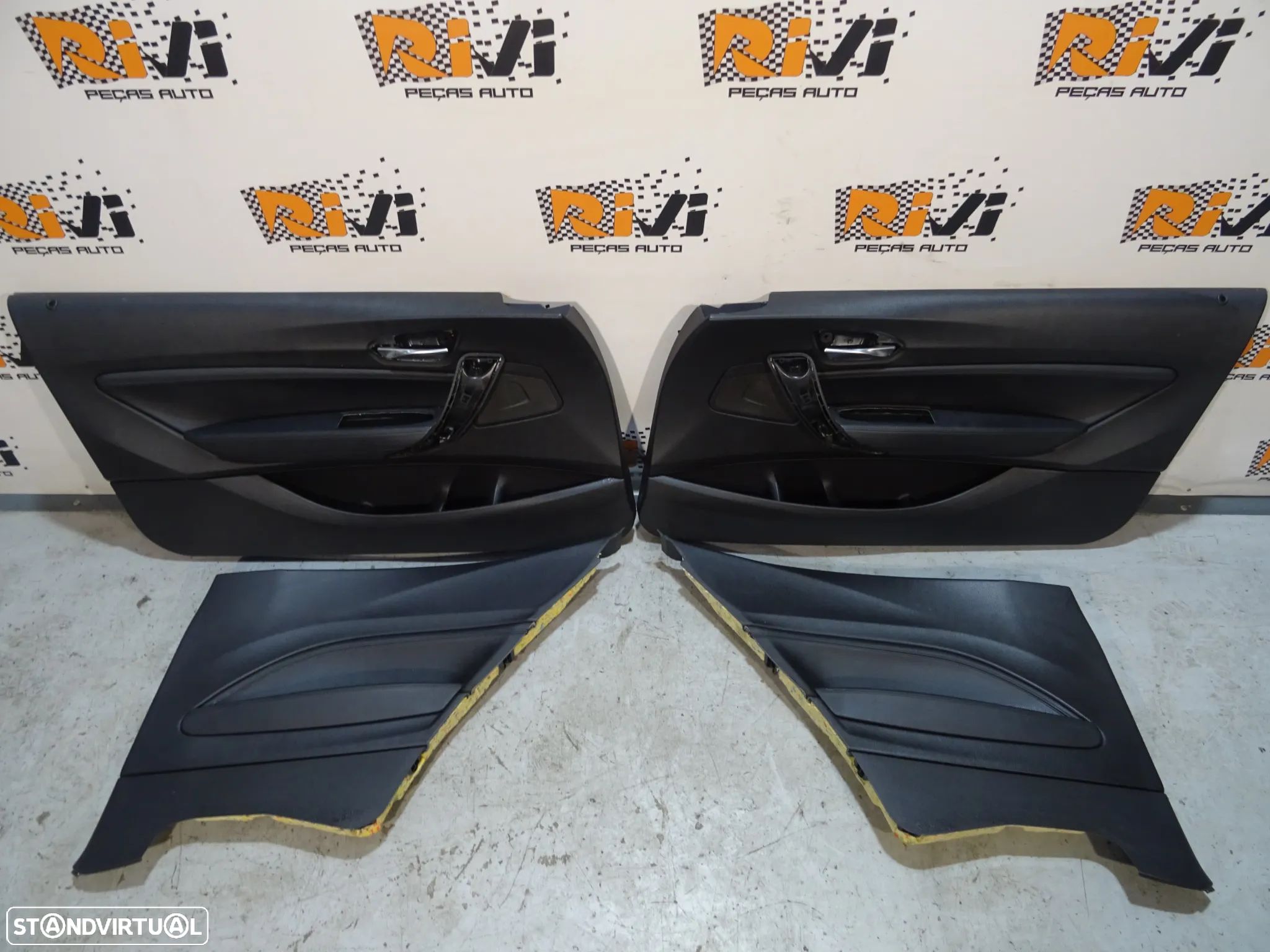 Quartela / Forra BMW Pack M Serie 1 de 3 Portas F21 em Pele - 1