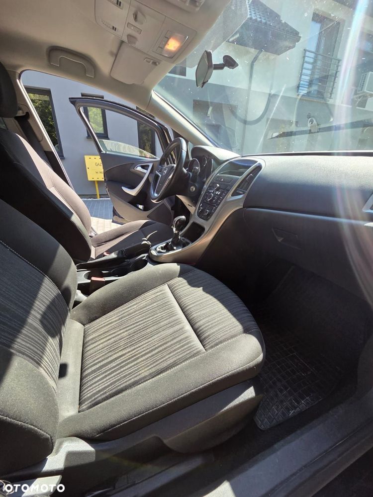 Opel Astra 1.7 CDTI Enjoy - 8