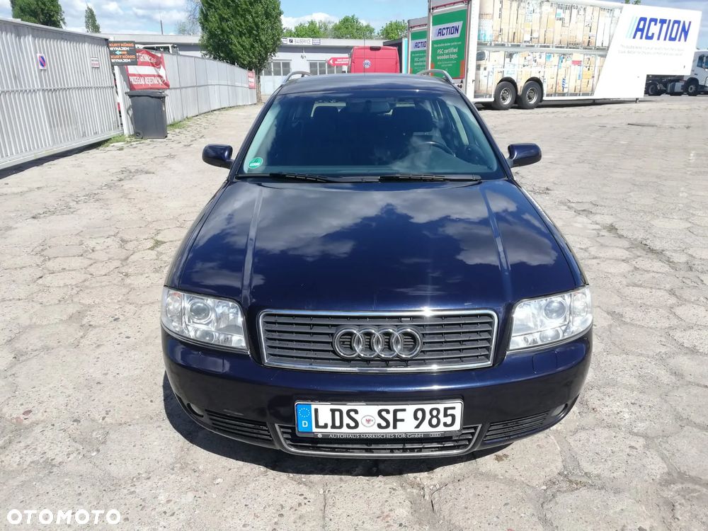 Audi A6 Avant 2.4 - 2